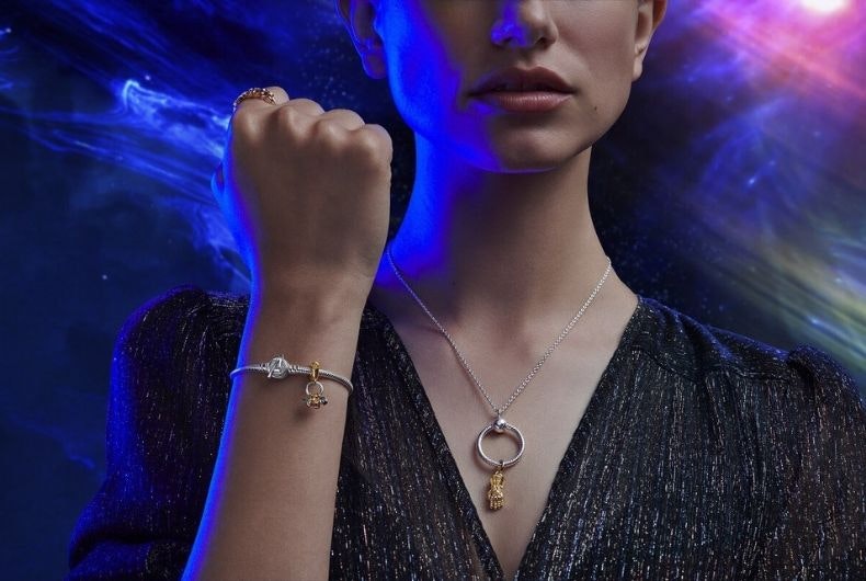 Toda la energía de la nueva colección de joyas Marvel x Pandora