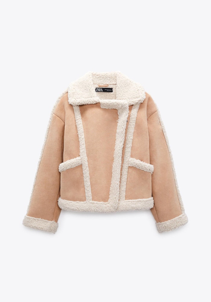 CAZADORA DOBLE FAZ COMBINADA BORREGUILLO, DE ZARA